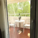 Dena For Rent