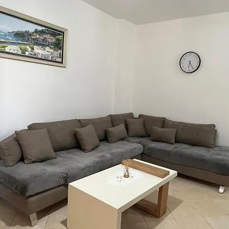 Apartment Dena For Rent